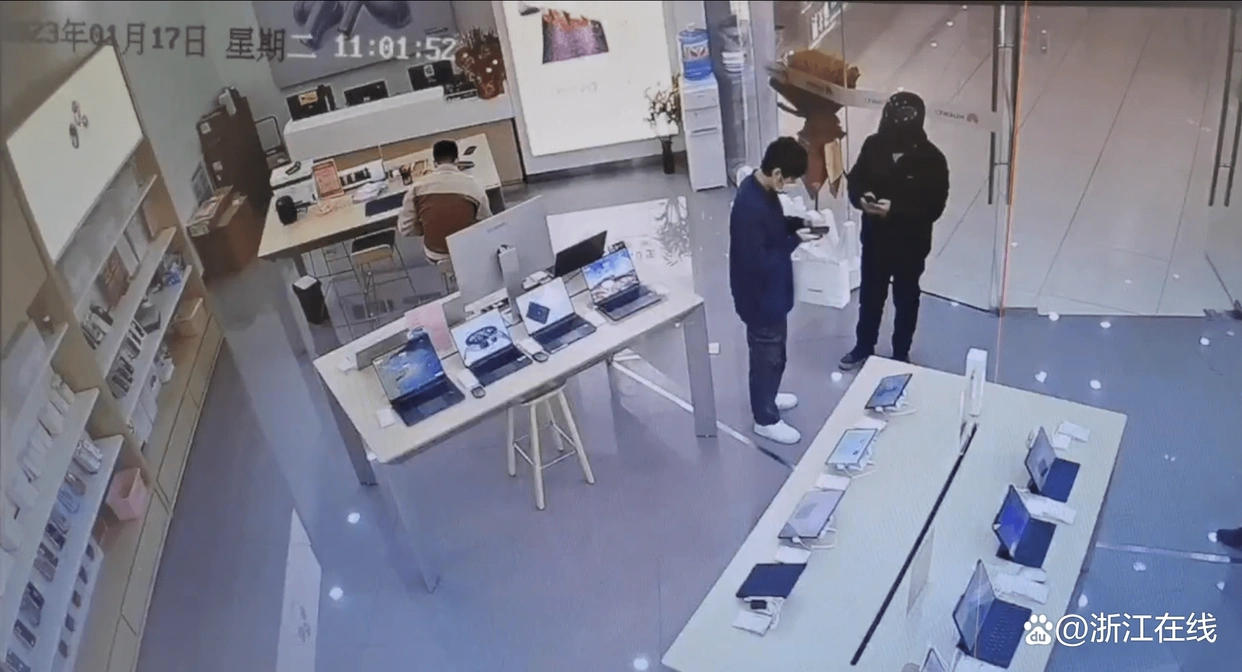 详细阅读:同城跑腿达达骑手携2部手机失联 万元损失只赔336元? 同城跑腿达达骑手携2部手机失联 万元损失只赔336元?