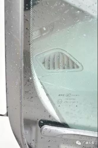 碰瓷又有新招!超车竟变成“肇事逃逸”,还要15000元私了!已有车主中招……