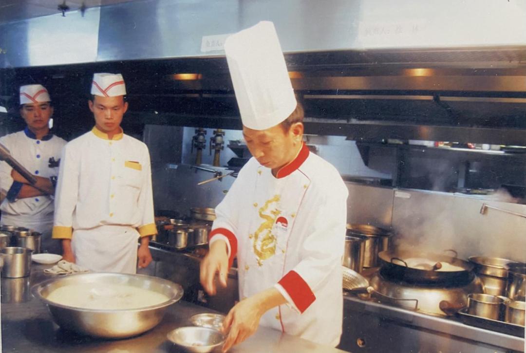 汴京灯笼张刘兰昌王油锤陈振强释源悟武华铭王冠生李大明陈长安左增伟白风奇张军周民生窦守勤_河南非遗传承人名单_河南省第五批省级非物质文化遗产代表性传承人