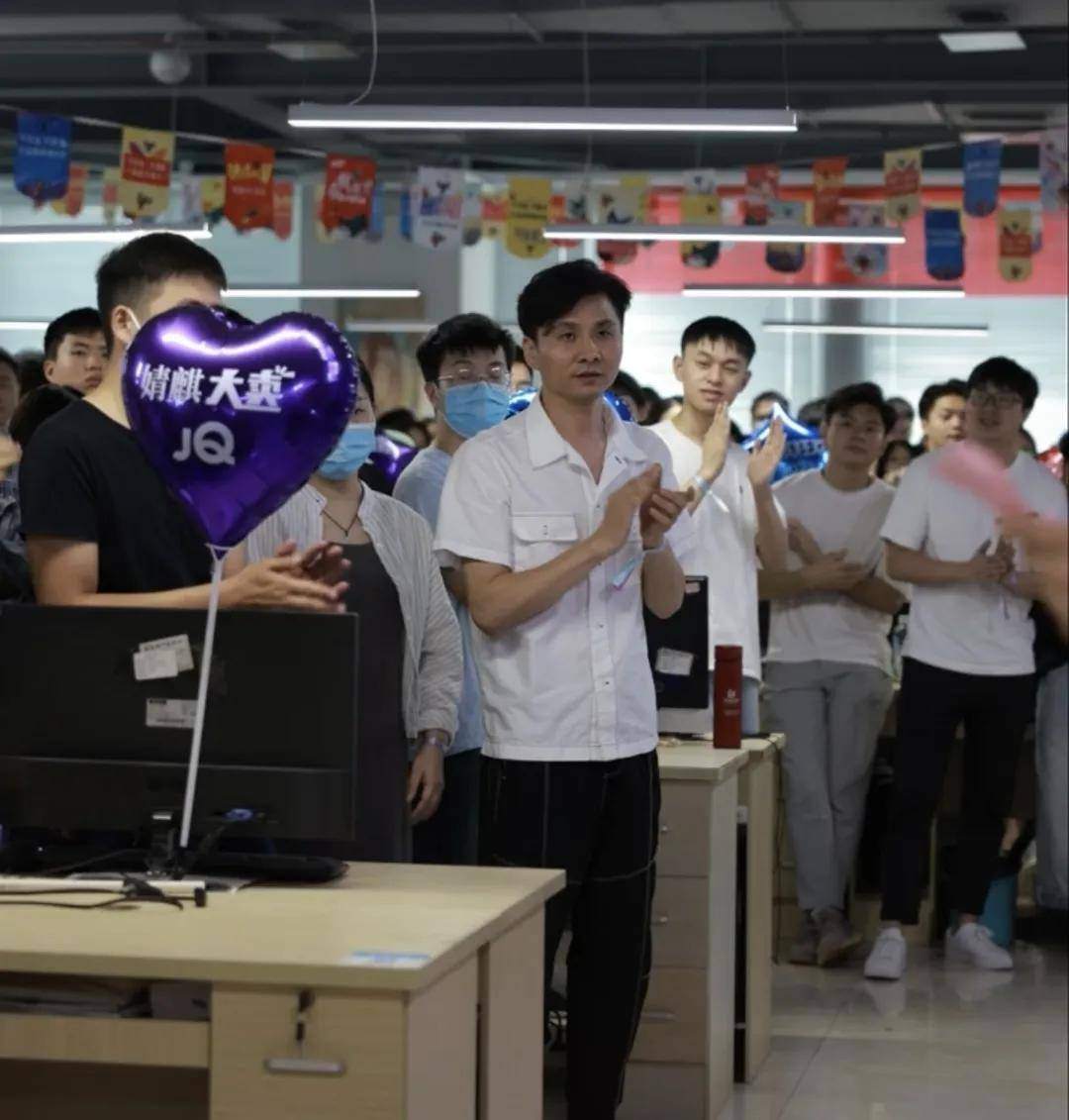 电商创业经验_网站是从哪里赚钱的_流量运营策略