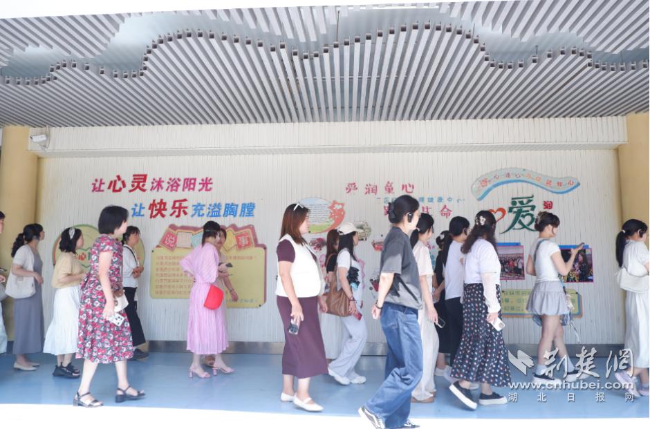 艺术减压体验馆_教师减压的方法_教师心理维护