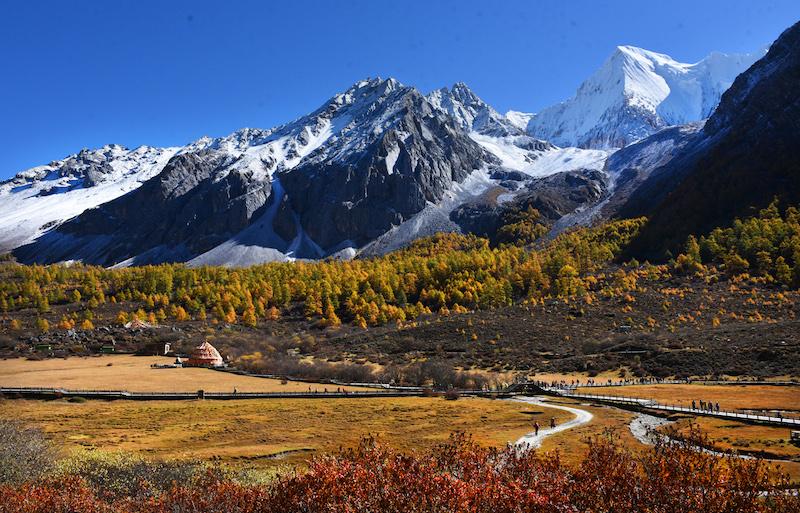 避人潮旅行攻略_11月旅行地推荐_中国最美风景区排行榜