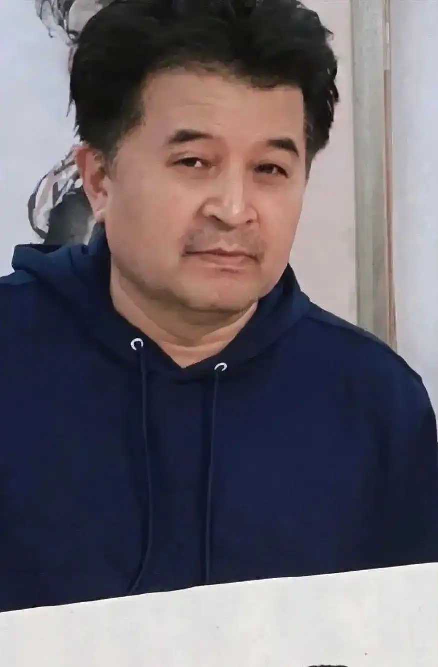 毕福剑曾经风光无限，却因一句话毁了一切，现在他的生活是怎样？