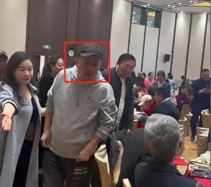 毕福剑星光大道争议_毕福剑 饭局_毕福剑不当言论公众反应