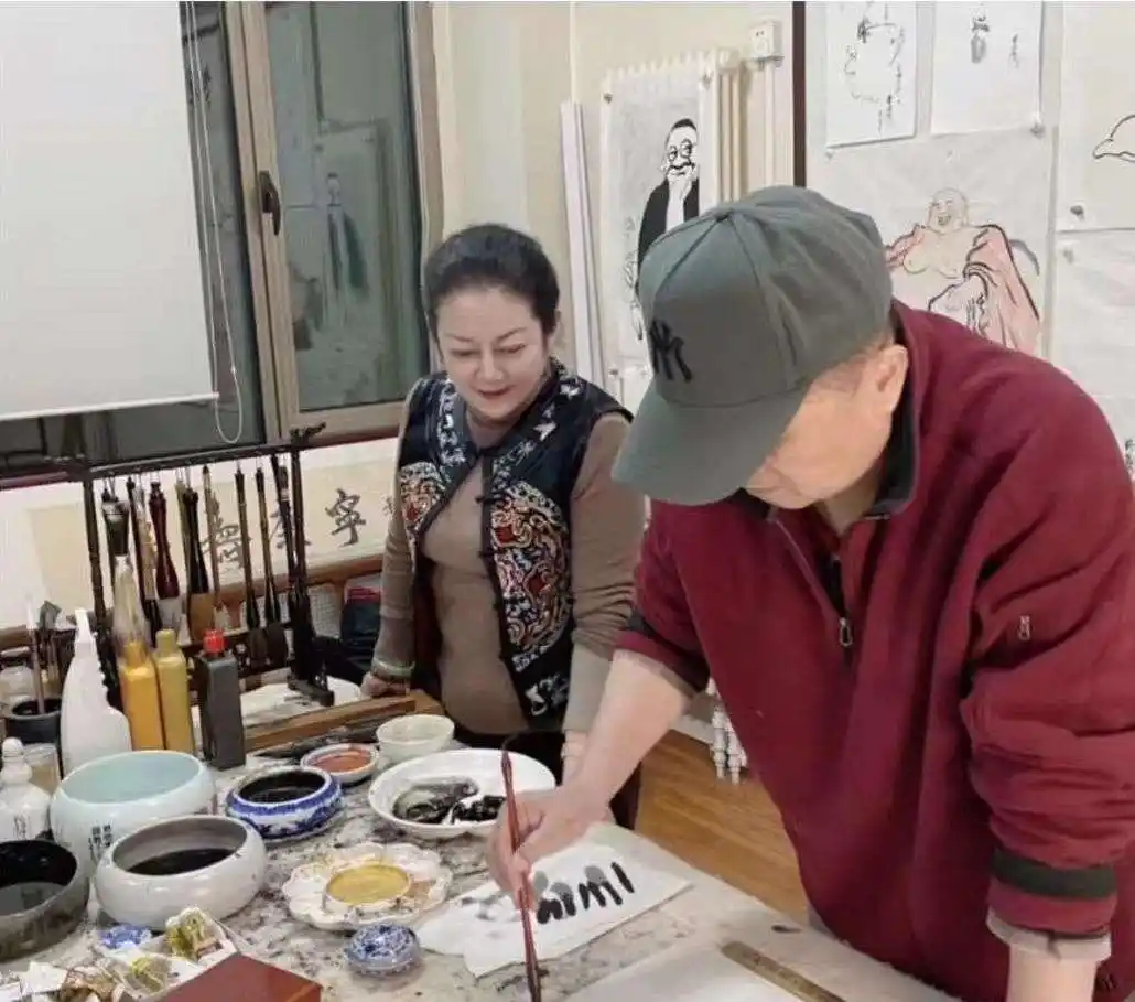 毕福剑从央视离职后生活_毕福剑晚节不保事件始末_毕福剑 饭局