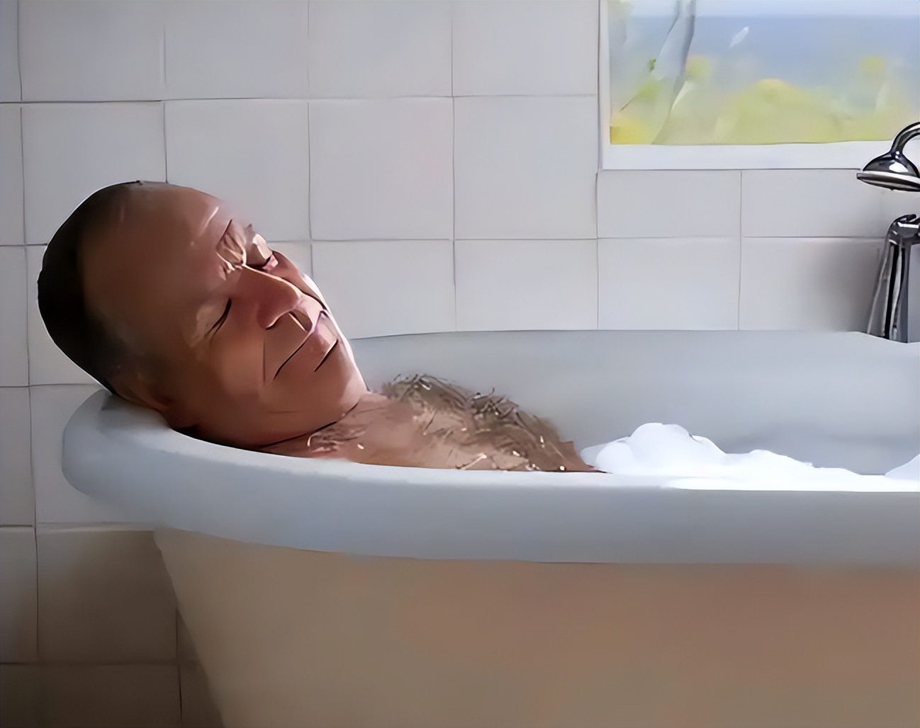 冬季洗澡频率与安全_冬天洗澡多久一次合适_洗澡用什么洗最好