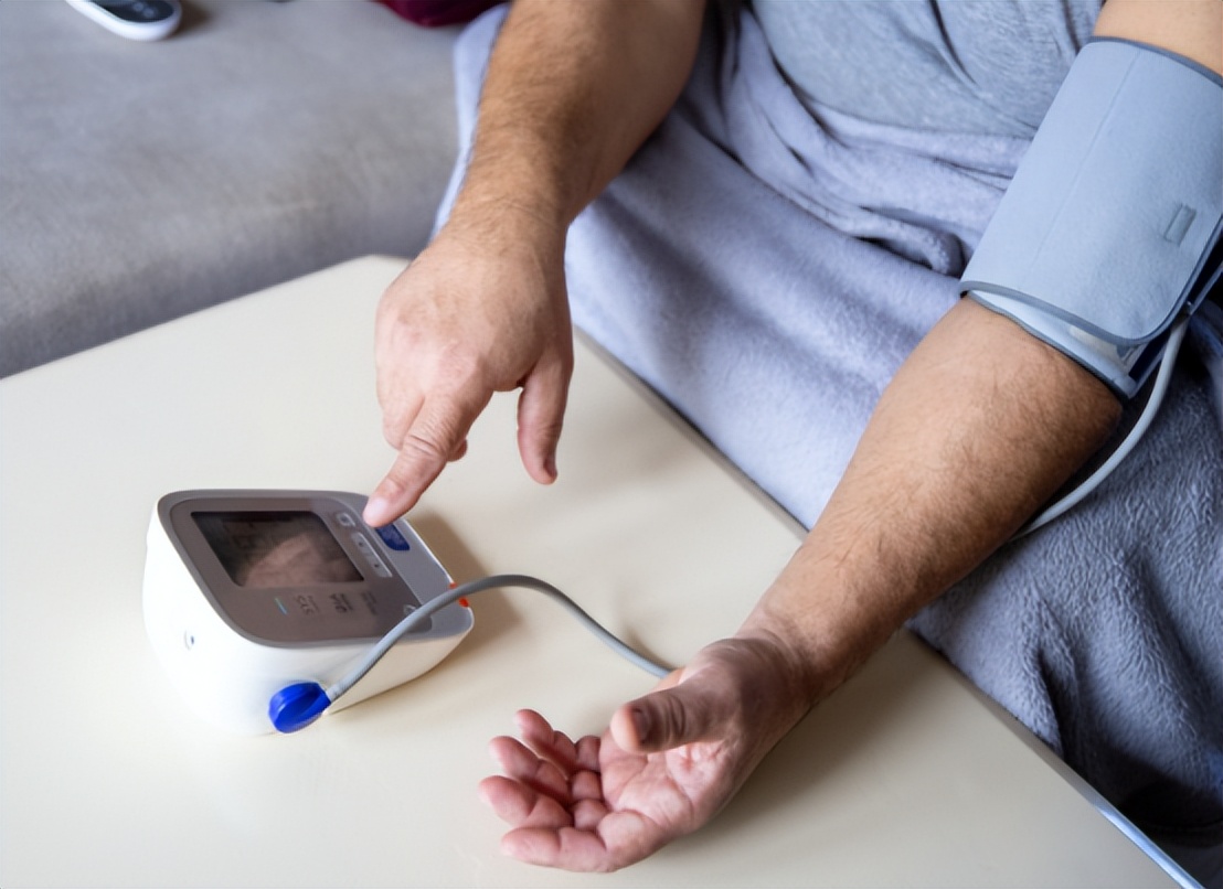 冬天洗澡多久一次合适_洗澡用什么洗最好_冬季洗澡频率与安全