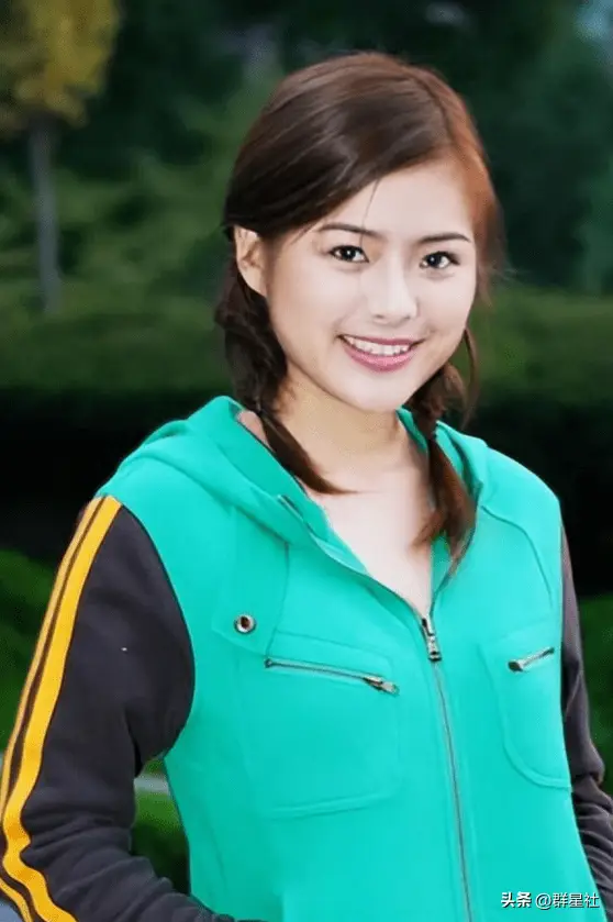 陈辰个人经历_陈辰主持生涯_都市晚间主持人陈晨