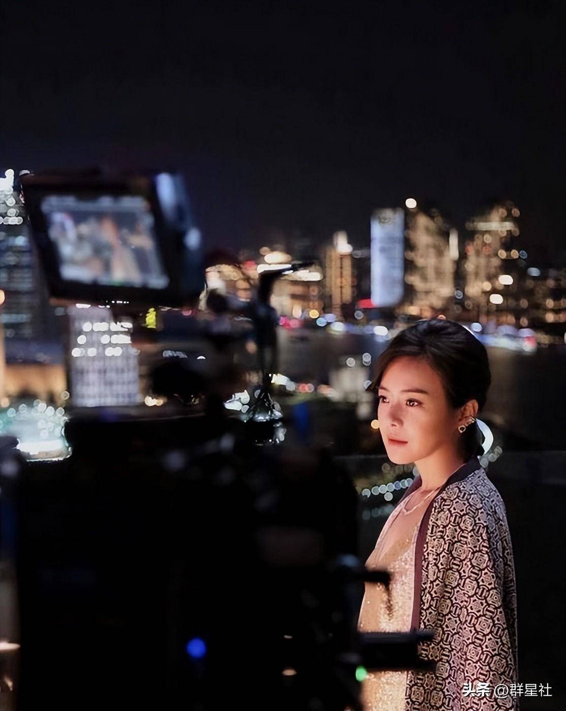 陈辰个人经历_陈辰主持生涯_都市晚间主持人陈晨