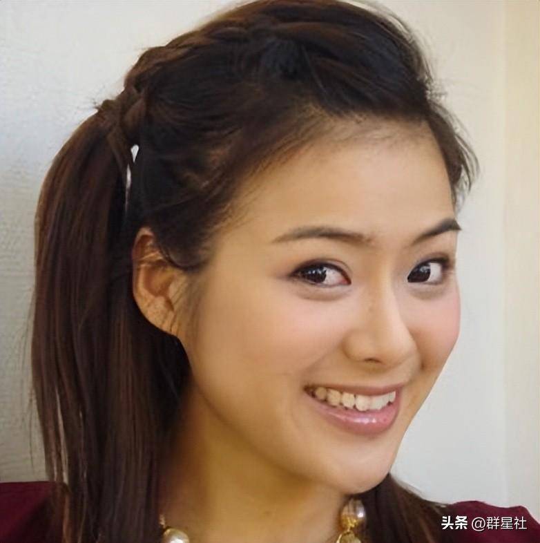 陈辰个人经历_陈辰主持生涯_都市晚间主持人陈晨