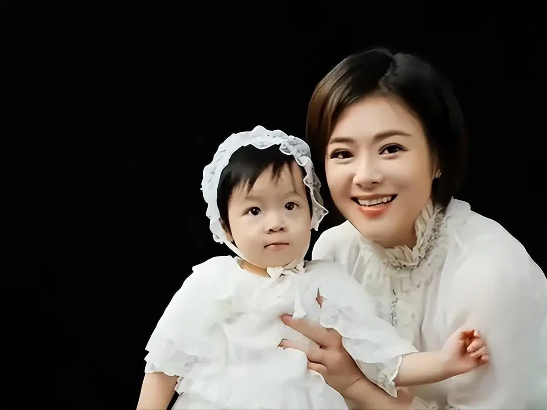 陈辰 程雷 感情故事_都市晚间主持人陈晨_陈辰 主持人 生涯经历