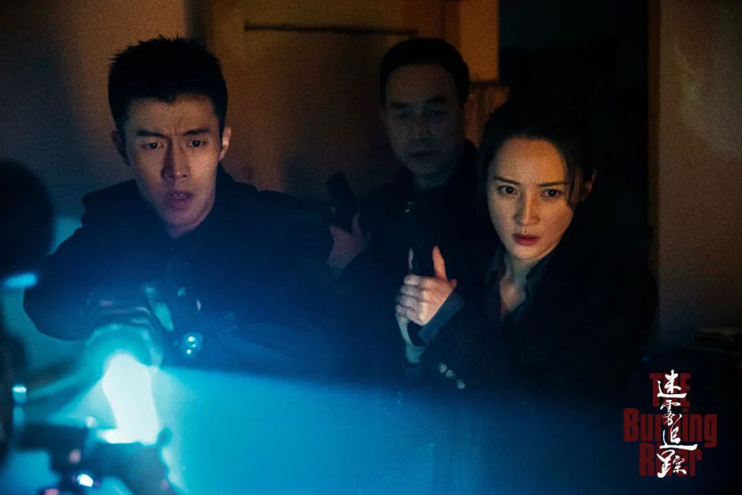 洪崖洞在哪里_重庆影视取景地_张艺谋新作重庆取景