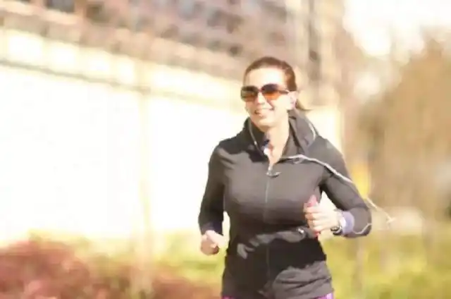 外国人在中国筑梦机遇_美国空姐放弃工作 来中国追寻功夫梦_中国吸引外国人来创业