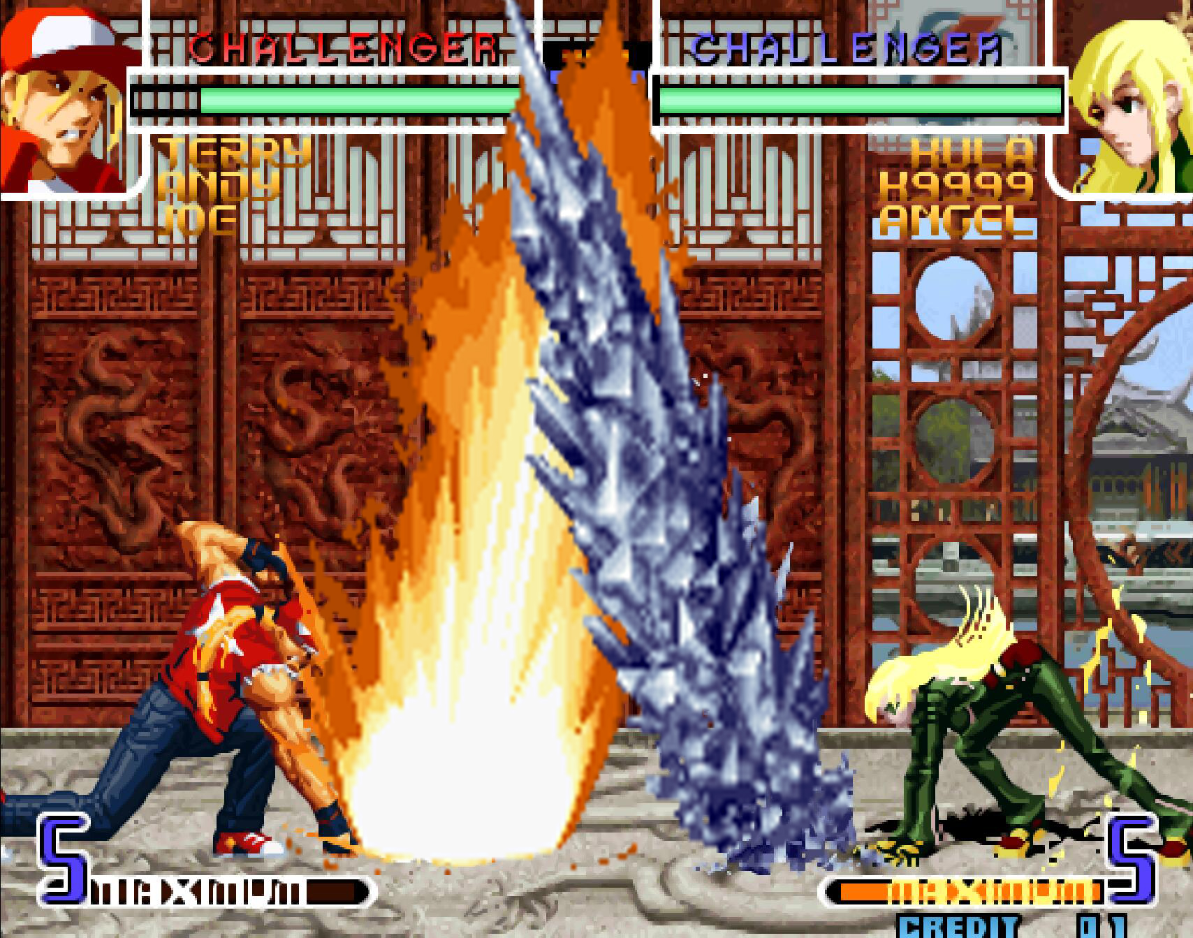 格斗游戏乱拳打死老师傅_游戏厅格斗游戏技术分析_拳皇97无限血