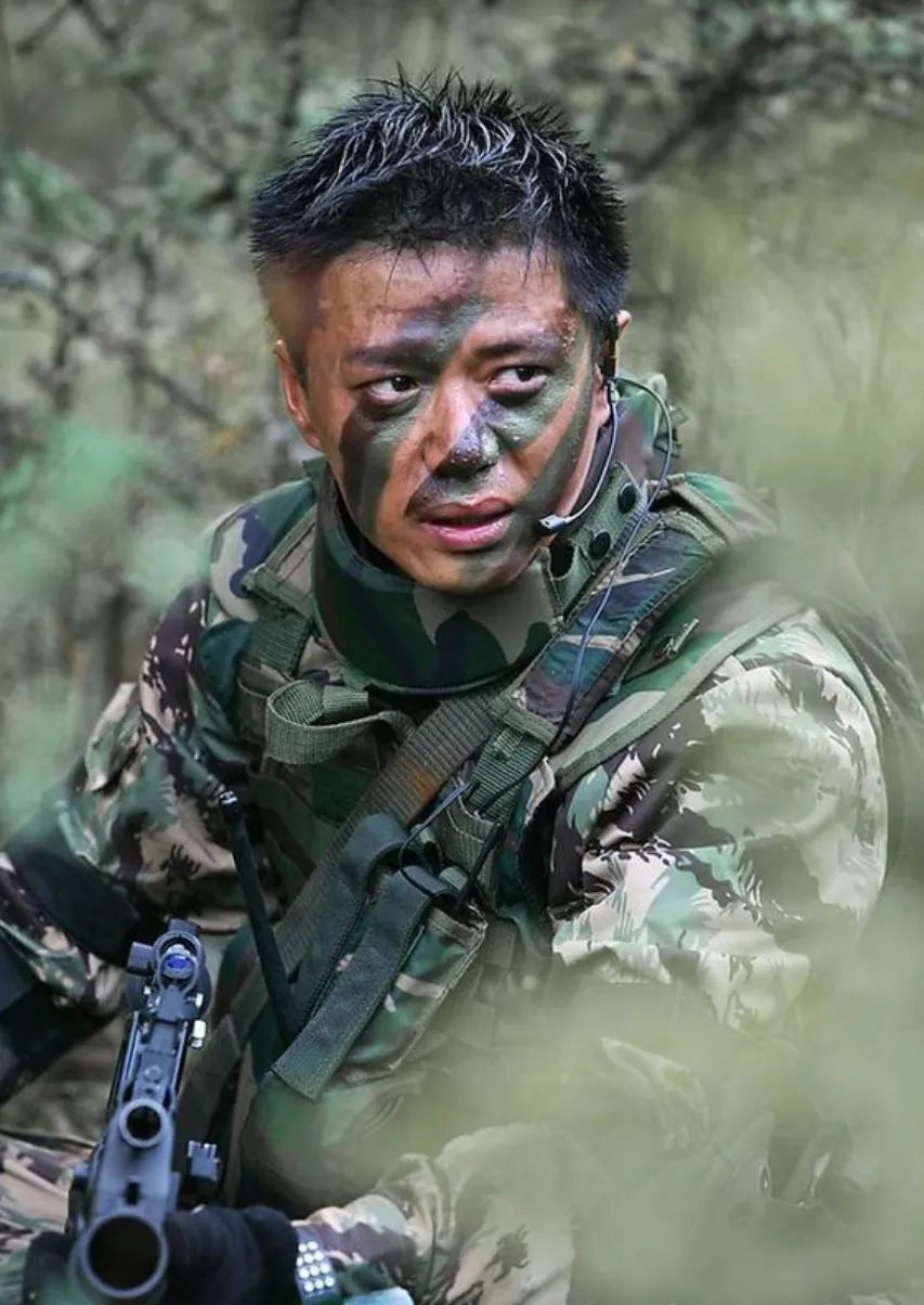 吴京演军人形象_演过军人的男星_吴京图片大全图片大全