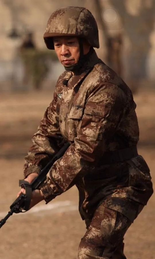 演过军人的男星_吴京演军人形象_吴京图片大全图片大全