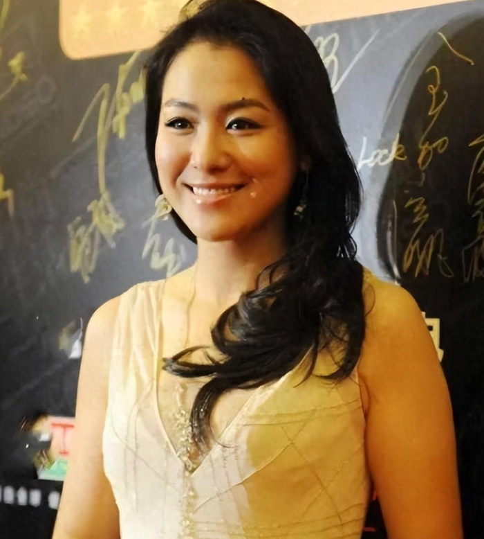 吻戏 孙红雷 公费恋爱_爱上哥们吻戏