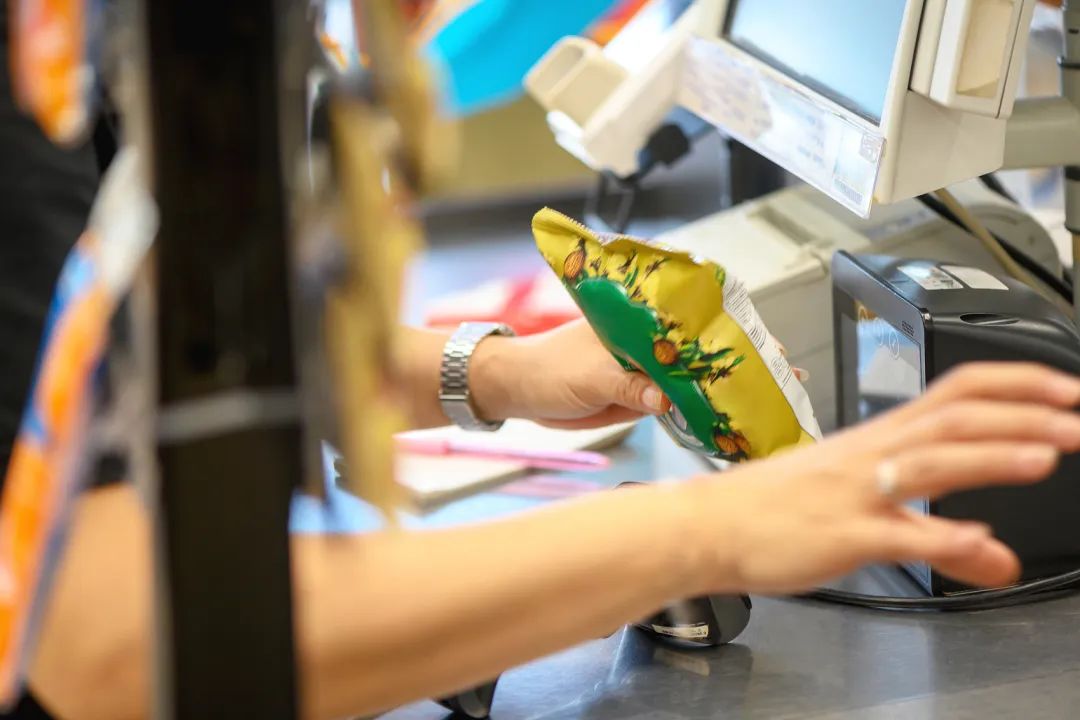 app拉新活动方案_开卡有礼幸运大转盘拉新玩法_商超会员拉新低成本高回报营销策略