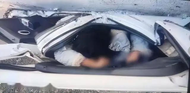 网红夫妻车祸事故_网红小英丈夫酒后撞人逃逸被刑拘_直播带货安全风险