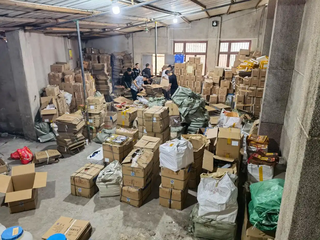 新华调查｜标价上千元，成本仅几十——揭秘“特供”酒黑产内幕