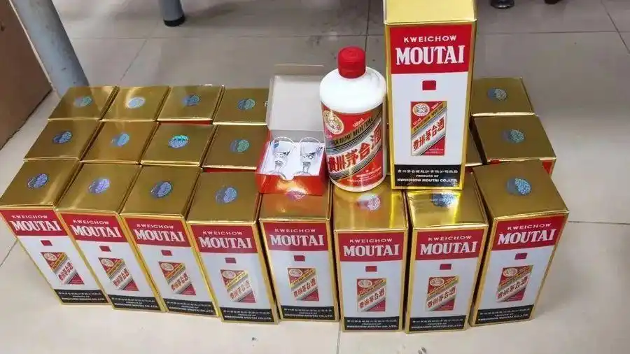 茅台、五粮液一瓶只要两三百元？假冒高端白酒成本仅10元！
