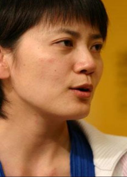 前央视主持人沈冰个人资料_沈冰 央视主持人 世界杯眼泪