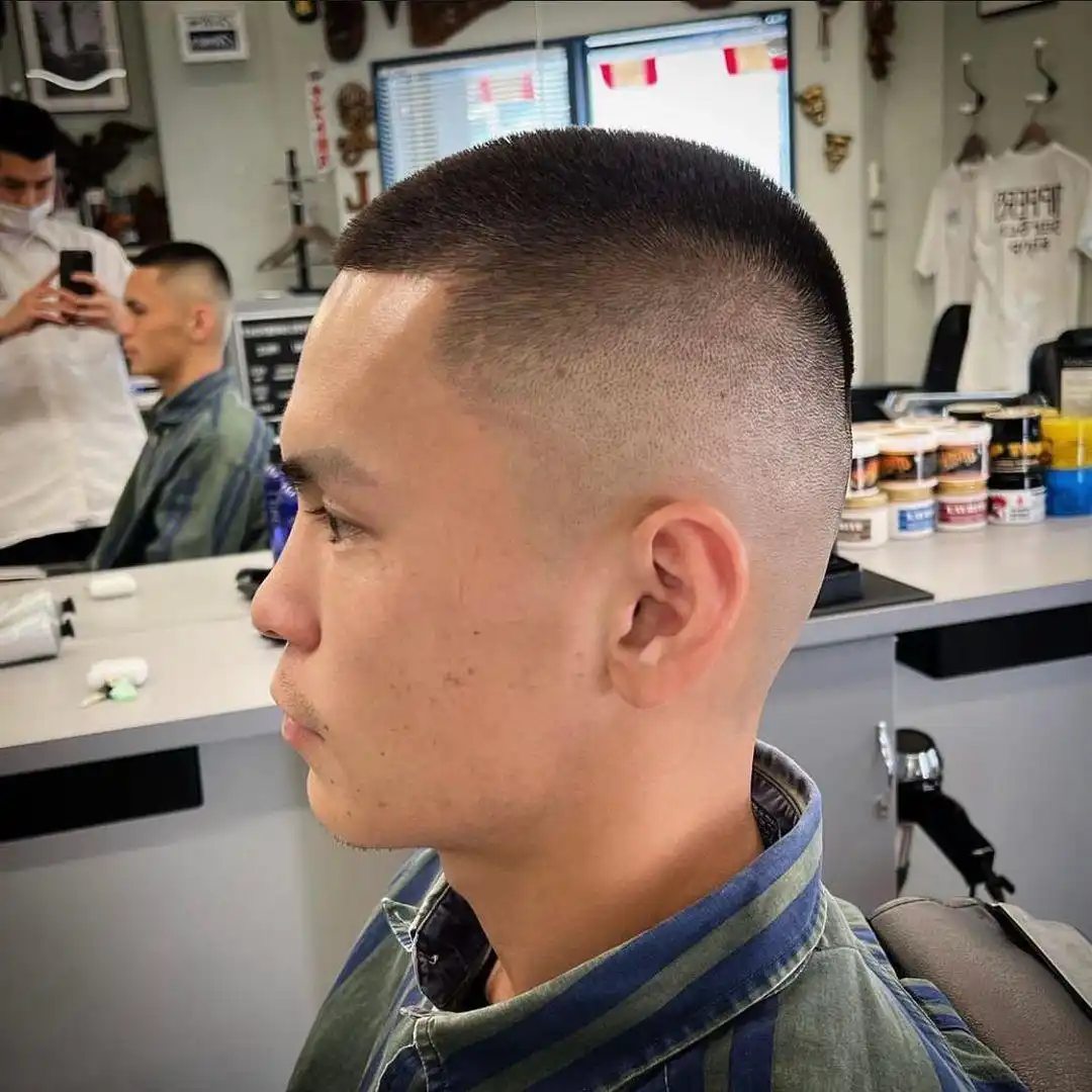 20款帅气男士发型，时尚有型不落伍，喜欢就试试