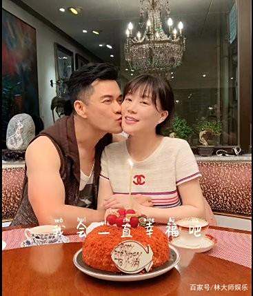 杨小娟优雅气质_吕良伟冻龄秘诀_吕良伟老婆杨小娟年龄