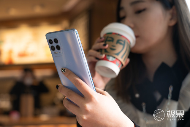 联想edge s 首发骁龙870 5G手机 配置评测_联想手机能玩的游戏