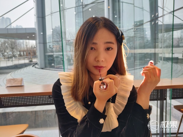 联想edge s 首发骁龙870 5G手机 配置评测_联想手机能玩的游戏