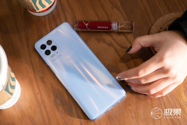 联想手机能玩的游戏_联想edge s 首发骁龙870 5G手机 配置评测