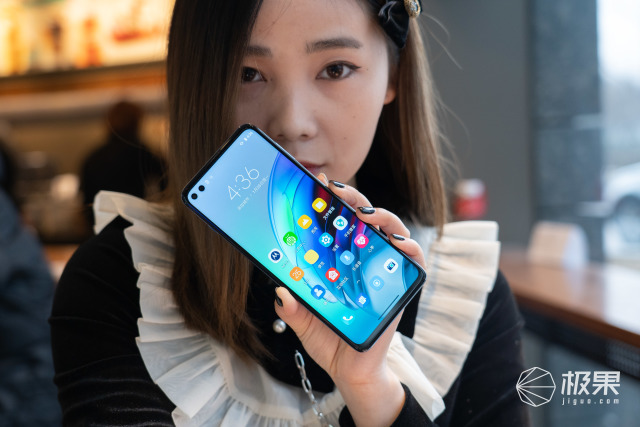 联想手机能玩的游戏_联想edge s 首发骁龙870 5G手机 配置评测