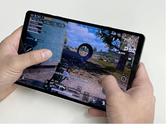 联想拯救者平板Y700_游戏平板电脑评测_联想手机能玩的游戏