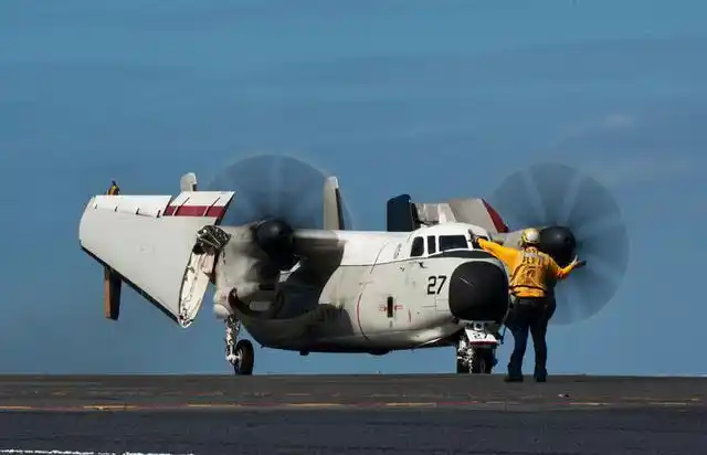 军用飞机发展史_轰炸机战争_一机多用飞机类型