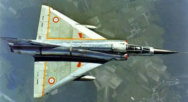 军用飞机发展史_轰炸机战争_一机多用飞机类型