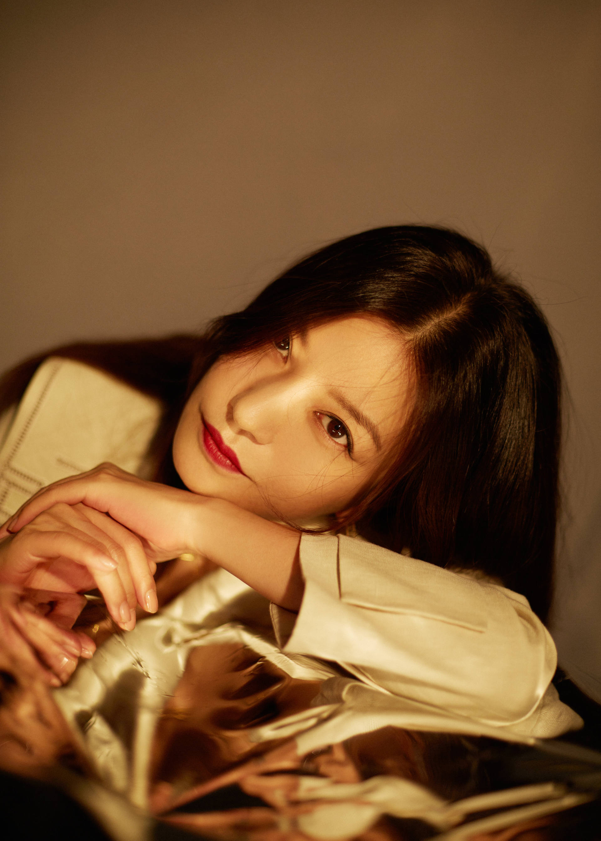 赵薇素颜自拍_叶立培赵薇_赵薇近期争议