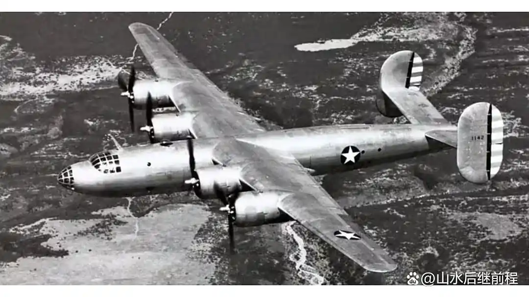 二战备胎轰炸机_轰炸机战争_B-32统治者轰炸机