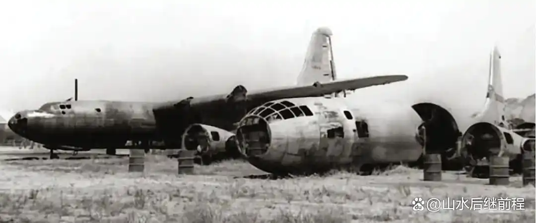 B-32统治者轰炸机_二战备胎轰炸机_轰炸机战争