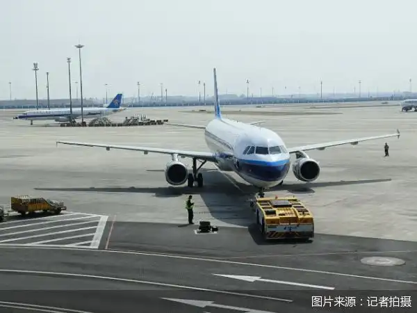 东航压制、香港分流、外航促销，南航集中取消多条赴日航班保收益