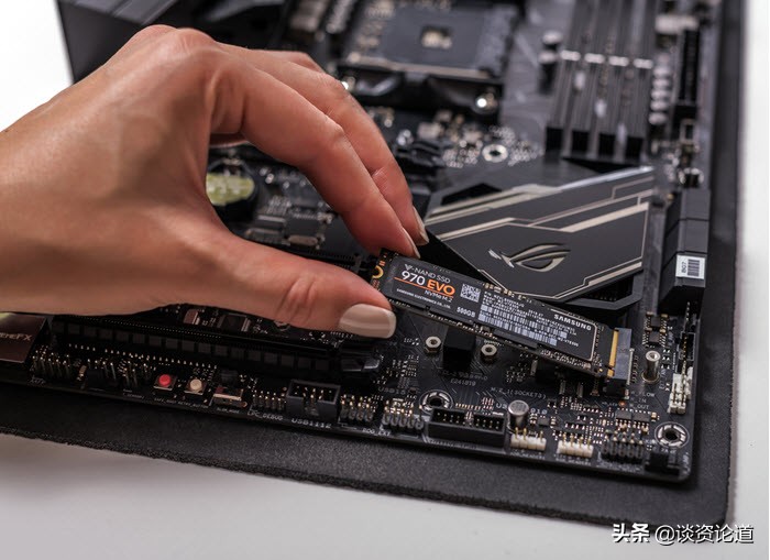 AS SSD Benchmark测速_选购SSD固态硬盘_装好系统分好盘如何4k对齐