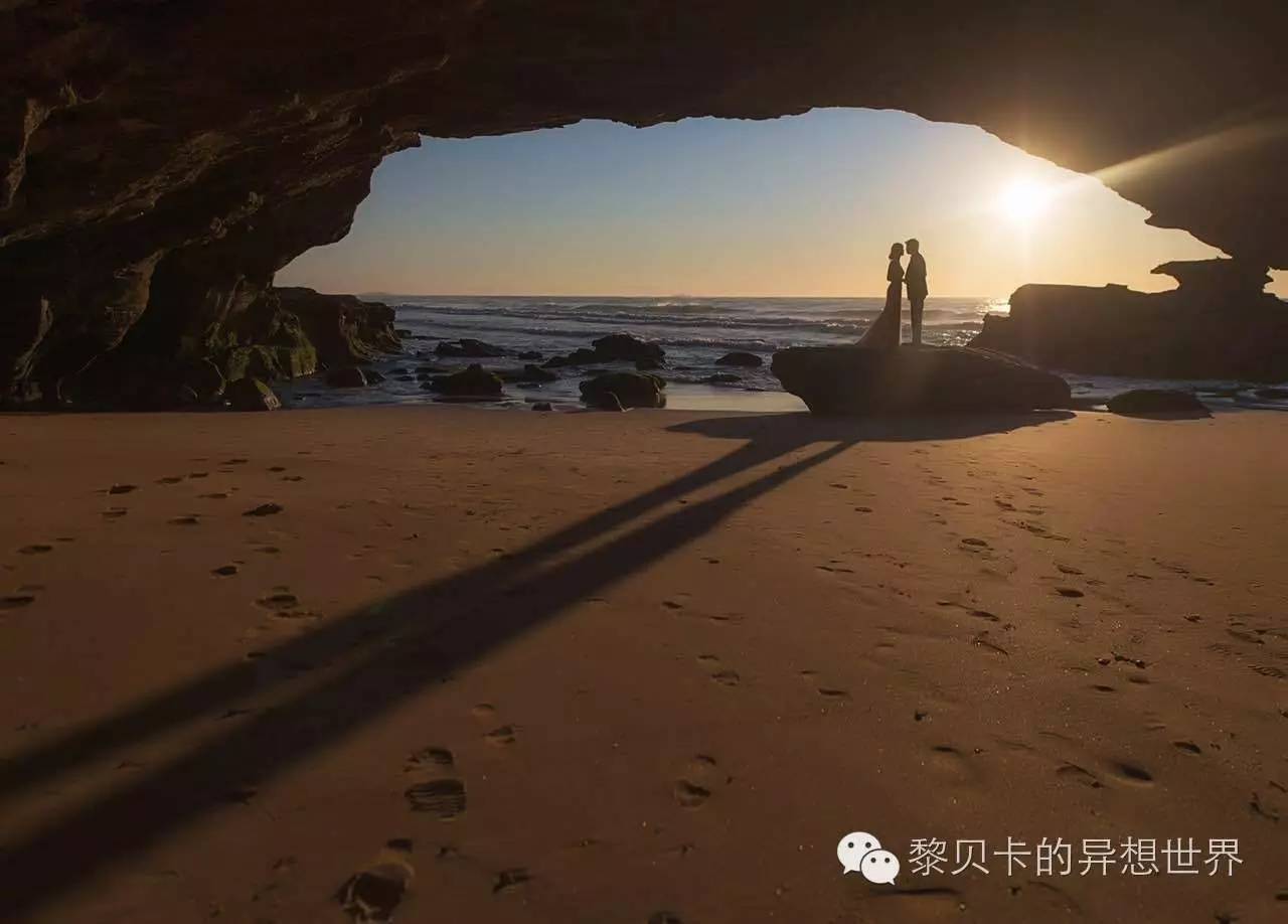 婚纱照旅拍攻略_婚纱照抓拍瞬间_浪漫婚纱图片