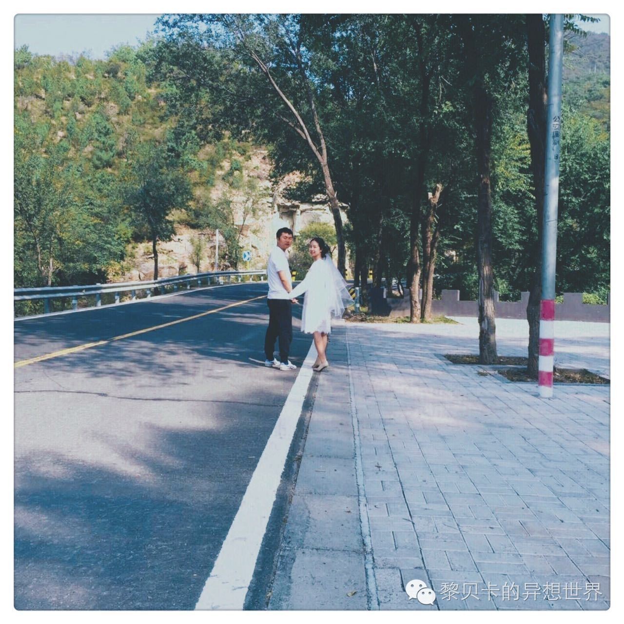 婚纱照旅拍攻略_婚纱照抓拍瞬间_浪漫婚纱图片