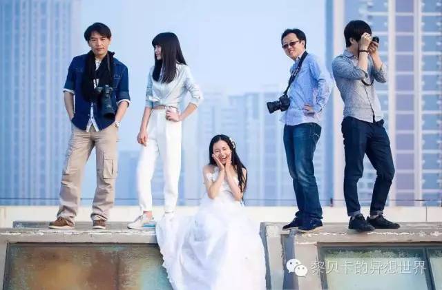 婚纱照抓拍瞬间_浪漫婚纱图片_婚纱照旅拍攻略