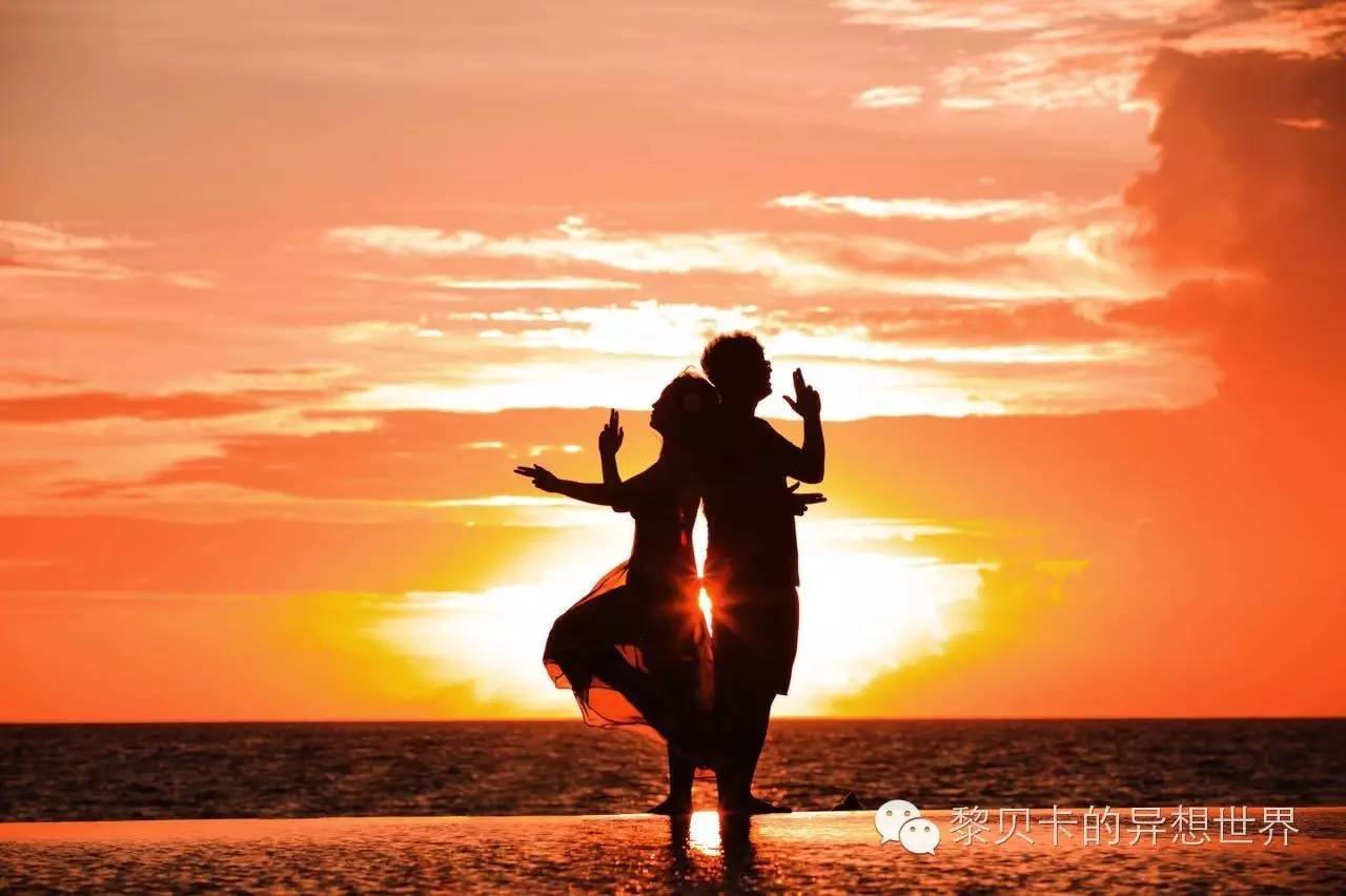 婚纱照抓拍瞬间_浪漫婚纱图片_婚纱照旅拍攻略