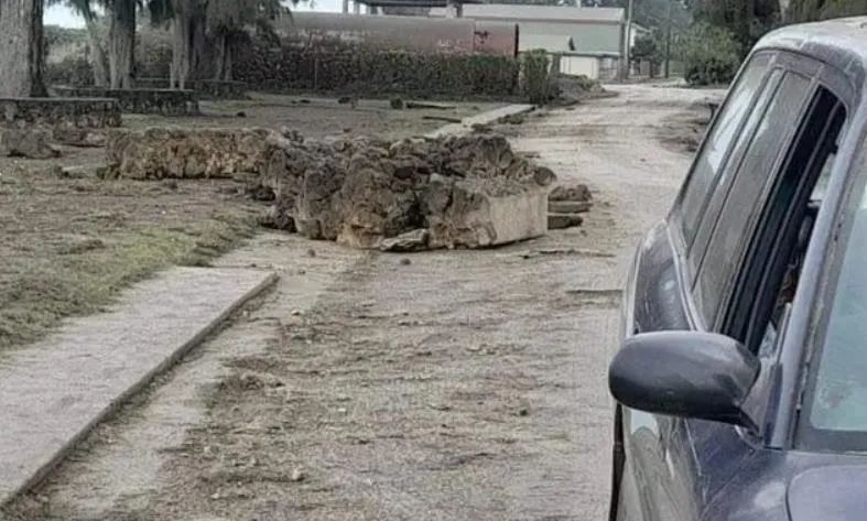 汤加火山喷发威力有多大_日本火山喷发 大量火山灰沉降_火山喷发导致汤加通讯中断