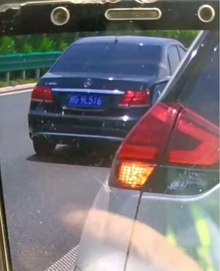 高速路上碰瓷处理方法_高速公路碰瓷_广州 碰瓷党