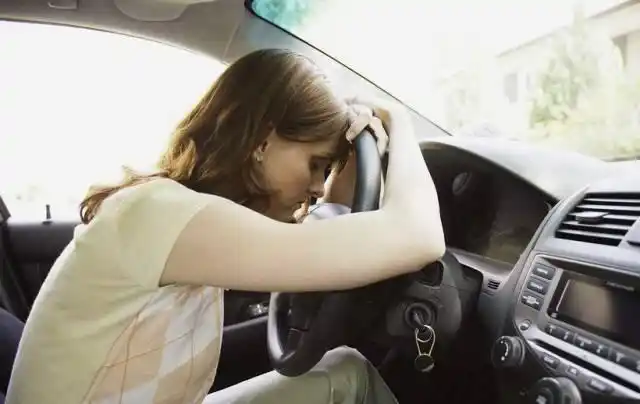 广州 碰瓷党_高速路上碰瓷处理方法_高速公路碰瓷