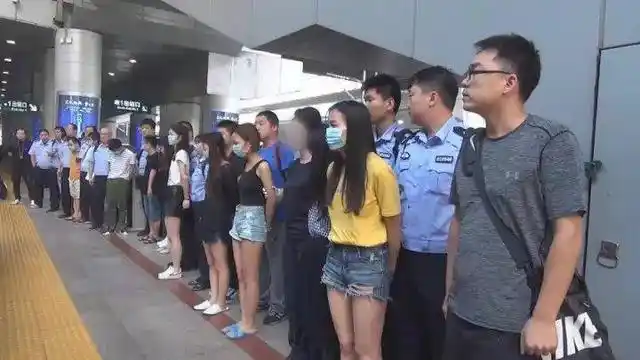 莫名收到百度验证码_个人信息泄露原理_黑产恶意代码网站