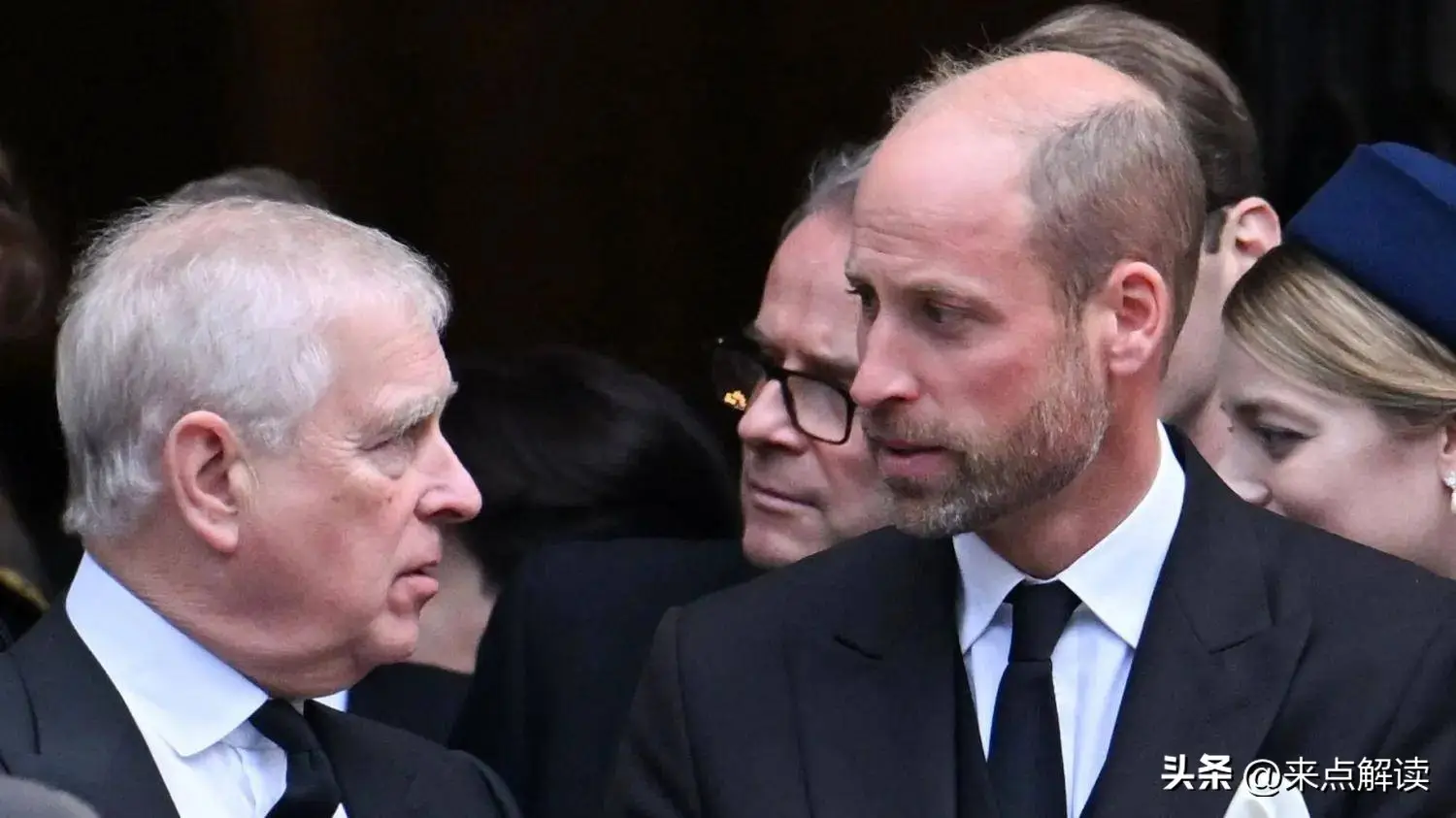 安德鲁王子邮件丑闻_英国安德鲁王子放弃王室头衔_爱泼斯坦安德鲁王子关系