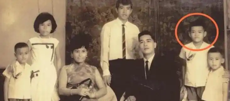 吕良伟与周海媚婚姻经历_吕良伟三个老婆图片_吕良伟与邝美云闪婚闪离经历